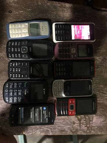 nokia 3410: Лот кнопочных телефонов разных брендов и моделей. Состав: - Несколько — 9