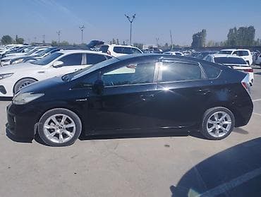задний стоп приус: Toyota Prius: 2013 г., 1.8 л, Робот, Гибрид, Хэтчбэк — 3