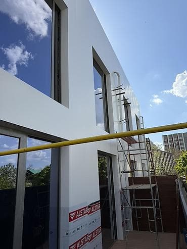 зоны отдыха: Современный двухэтажный дом в стиле минимализм с панорамным — 5