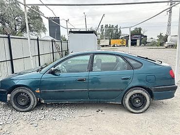 gac aion 60i: Toyota Avensis: 1998 г., 1.8 л, Механика, Бензин, Лифтбек — 1