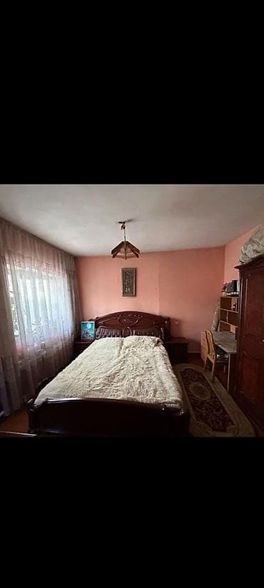 квартера: 59 м², 3 комнаты, Парковка, Забор, огорожен — 4