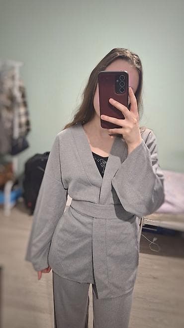 старый вещи: ОТДАМ ВЕЩИ ДАРОМ ПОЧТИ. Новые с бирками. Все вещи за 1500сом. Размер — 8