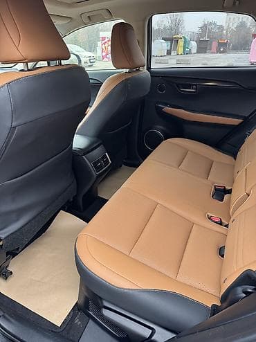 Lexus: Lexus NX: 2019 г., 2 л, Бензин — 8