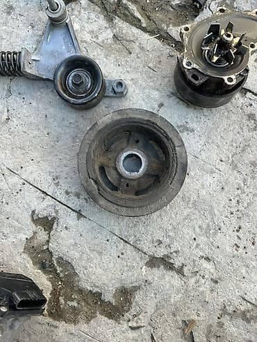 коленвал 1zz: Продаются запчасти на 1az Маховик 1000 Клапанная крышка 1500 Поддон — 6