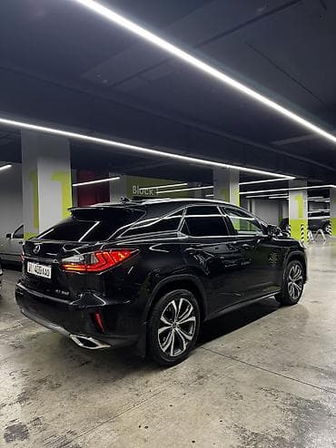 2 8: Lexus RX: 2018 г., 3.5 л, Автомат, Бензин, Кроссовер — 4