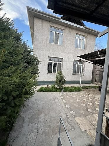 в районе кызыл аскер: 🚨 Срочно продается дом в Кызыл-Аскере! 🏡 Дом в хорошем состоянии 💰 — 1