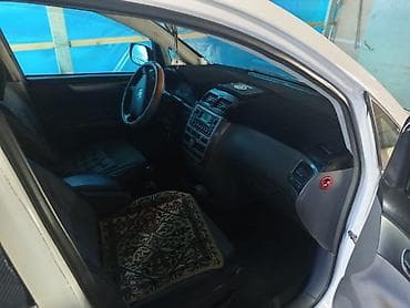 rav4 2010: Toyota Avensis: 2004 г., 2.4 л, Ручные, Газ, Минивэн — 4