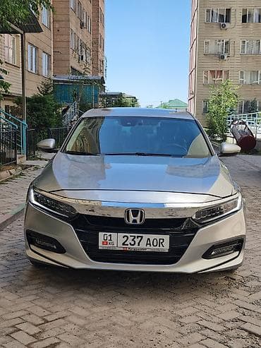 Honda Accord: 2018 г., 1.5 л, Вариатор, Бензин, Седан