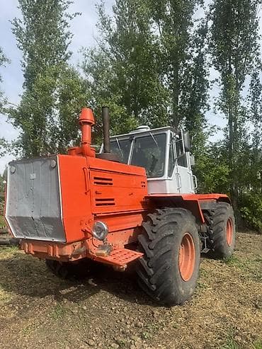 Транспорт: Продается Т-150 отличном состоянии без вложений.
Мала.
Плуг.
Прицеп — 1