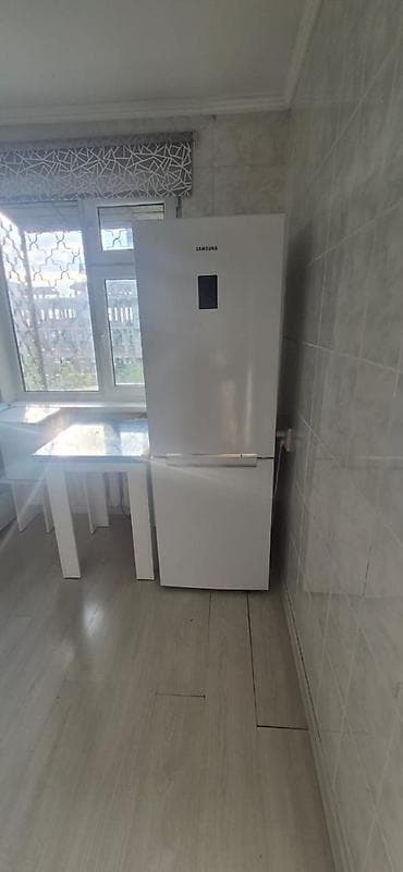 Недвижимость: 4 комнаты, 56 м², 105 серия, 6 мкр 105 серия, 4 этаж, Евроремонт — 3