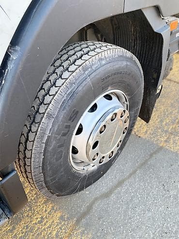 Транспорт: Тягач, Volvo, 2001 г. — 2