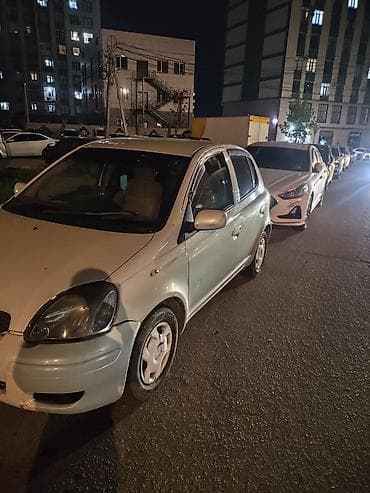 витиз: Toyota Vitz: 2003 г., 1.3 л, Автомат, Бензин, Хэтчбэк — 1