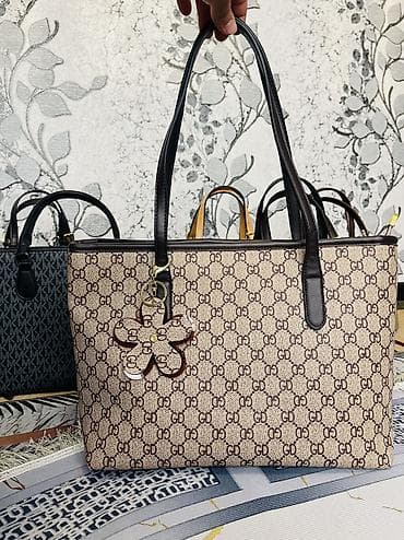 чемодан сколько стоит: Классическая сумка, Gucci, Винтажный стиль, Водонепроницаемость, Жёсткая конструкция, Женские, Новый — 1