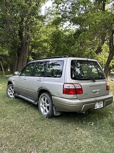 Subaru Forester: 2000 г., 2 л, Автомат, Бензин, Кроссовер — 8