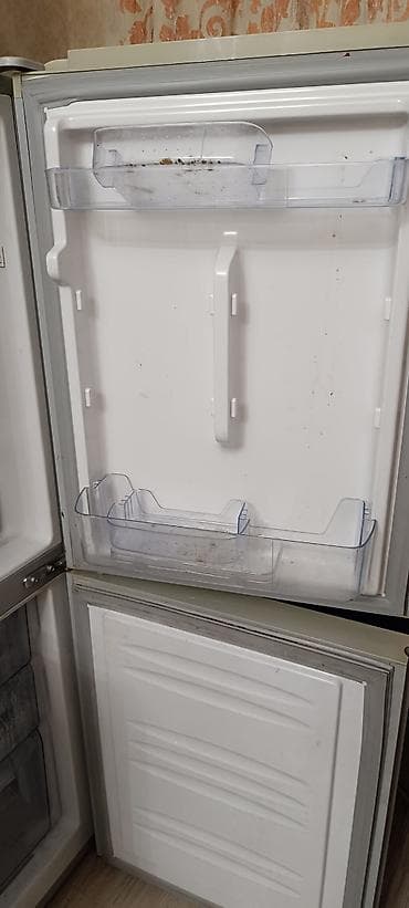 freezer: Двухкамерный холодильник OKEAH с нижней морозильной камерой — 5