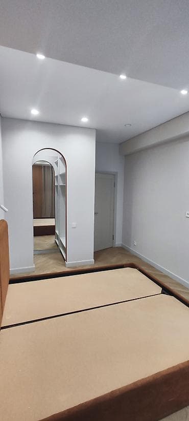 Квартиры: 2 комнаты, 77 м², Элитка, 4 этаж — 2