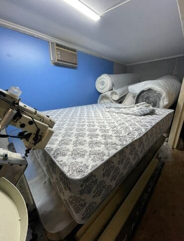 матрасы на кровать: Матрас с современным дизайном, сочетающим в себе серые, белые и жёлтые — 2