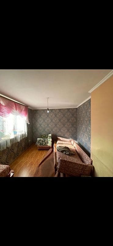 60 м², 4 бөлмө, Чогуу жашоосу жок — 2