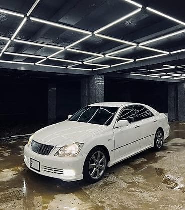 Toyota Crown: 2004 г., 3 л, Автомат, Бензин, Седан at lalafo.kg Toyota Crown: 2004 г., 3 л, Автомат, Бензин, Седан