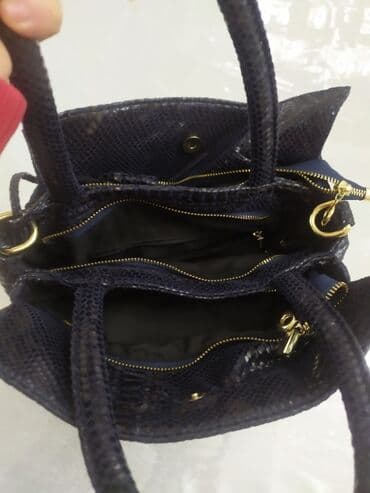 сумка клатч б у: Продаётся женская сумка, цвет синий, искусственная кожа питона, как — 3