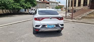 subaru imprezza: Renault : 2020 г., 1.4 л, Типтроник, Бензин, Кроссовер — 4