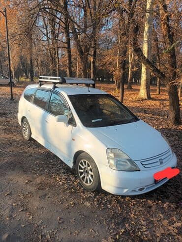 дом на обмен: Honda Stream: 2002 г., Минивэн — 4