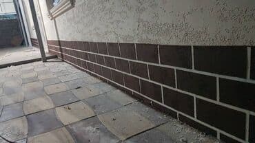 ремонт фасада дома цена: Фасадный декор, Утепление фасада, Демонтажные работы | Рамки, Молдинг, Лепнина | Декоративный кирпич, Сухой травертин, Жидкий травертин | Керамзит, Базальт, Пенопласт 3-5 лет опыта — 9