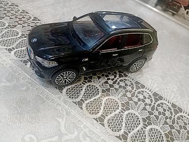 Спорт и хобби: Модель автомобиля BMW X5 (масштабный сувенир/игрушка) BMW X5 G05 — 3
