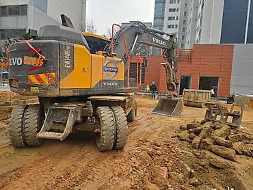 volvo: Экскаватор, Volvo, 2017 г., Колесный — 2