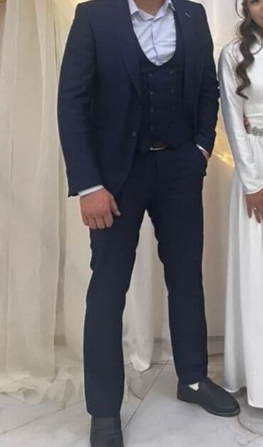 прокат мужских костюмов [возьми на прокат] бишкек фото: Мужской костюм Camri (Men’s Wear) в фирменном чехле. Комплектация: - — 5