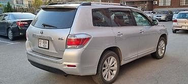хайлендер: Toyota Highlander: 2011 г., Внедорожник — 3