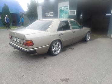 даево матиз 1: Mercedes-Benz W124: 1992 г., 2 л, Автомат, Газ, Седан — 4
