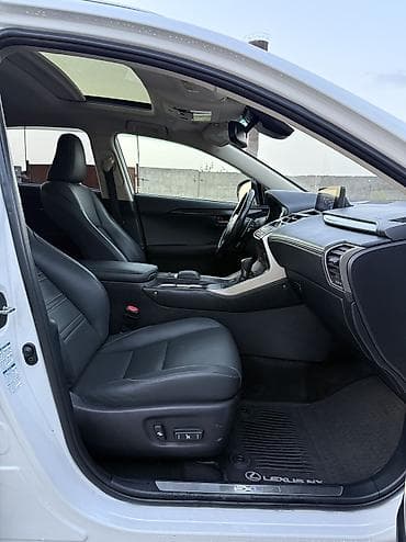 трибьют машина: Lexus NX: 2019 г., 2 л, Автомат, Гибрид, Кроссовер — 10