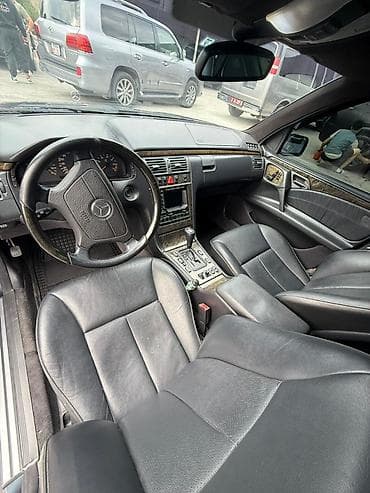 Унаа сатуу: Mercedes-Benz : 1998 г., 3.2 л, Автомат, Бензин — 4