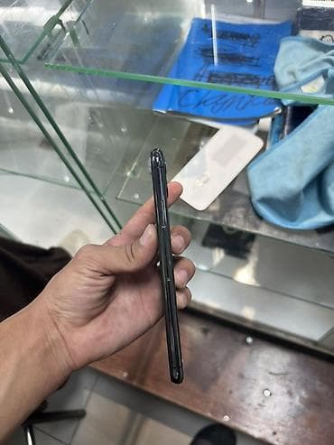 йфон 11: IPhone 11 Pro, Space Gray, 81 % — 3