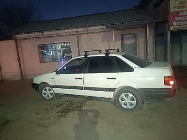 transporter multivan: Volkswagen Passat: 1991 г., Седан — 4