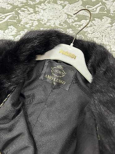 Мырзалардын бут кийими: Срочно продается шуба-трансформер!!!! Состояние как новой!!! Одевали — 3