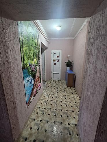 подвижной дом: Продаётся одноэтажный жилой дом с придомовым участком. Характеристики — 10
