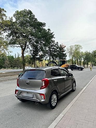 авто жак: Kia Morning: 2018 г., 1 л, Автомат, Бензин, Хетчбек — 4