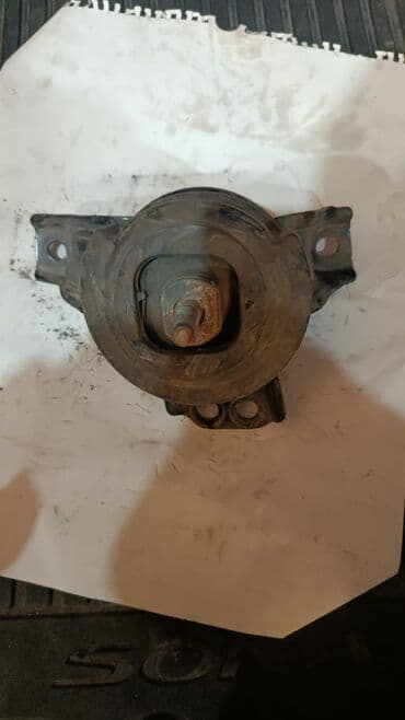 бу запчасти на хендай: Подушка мотора Hyundai 2015 г., Б/у, Оригинал — 1
