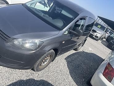 годф 2: Volkswagen Caddy: 2012 г., Ручные, Бензин, Минивэн — 4