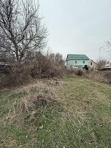 хоз постройки: Дом расположены в селе военно Антоновка по улице Ленина участок 8 .83 — 7
