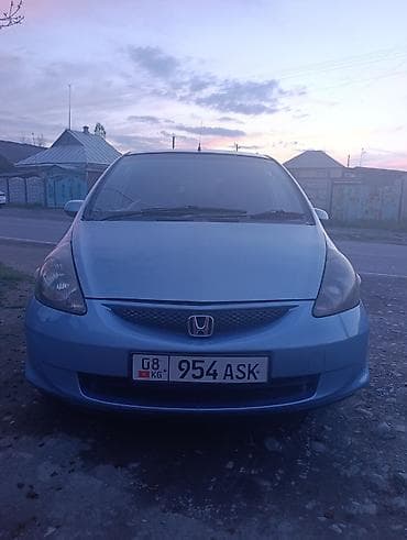 Honda Fit: 2001 г., 1.3 л, Автомат, Бензин, Хэтчбэк