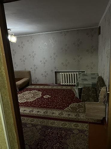 Кыймылсыз мүлк: Сдаётся 1 ком. квартира Ахунбаева/Манаса Цена: 32000 сом + коммуналка — 3
