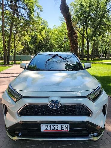 ram dodge: Toyota RAV4: 2023 г., 2.5 л, Автомат, Гибрид, Внедорожник — 1