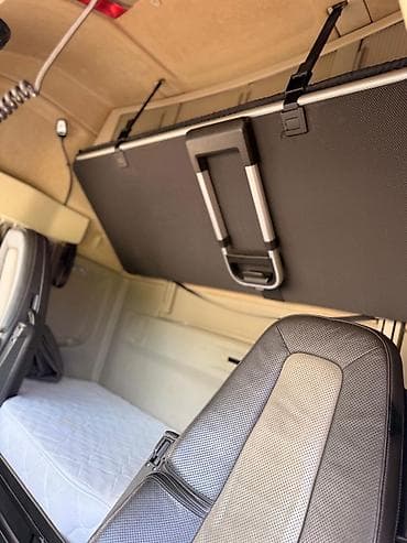 продаю тонировку бишкек: Грузовик, Volvo, 7 т, Б/у — 7