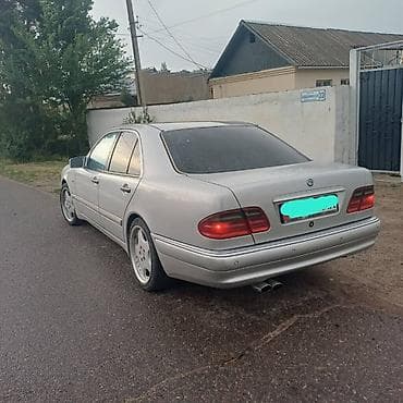 Транспорт: Mercedes-Benz E-Class: 2003 г., 5 л, Автомат, Бензин, Седан — 1