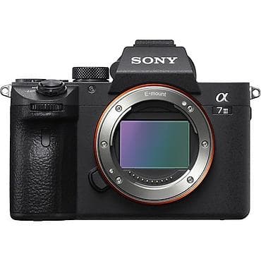 Камера Sony α7 III (ILCE-7M3) Объектив Tamron 28–75mm F/2.8 Di III VXD