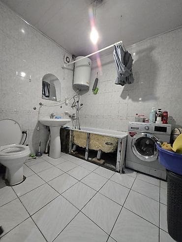 Кыймылсыз мүлк: 3 бөлмө, Студенттерге, 6 айдан баштап, Эмереги менен — 3