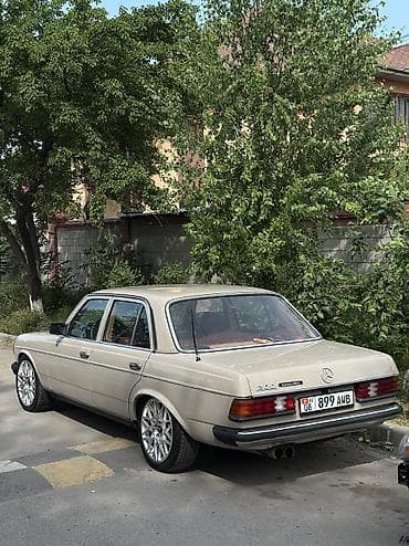 антенна мерседес: Mercedes-Benz W123: 1985 г., 2 л, Механика, Бензин, Седан — 6